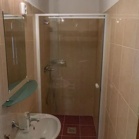 Feketebacs Nyaralohaz Holiday home Kaptalantoti