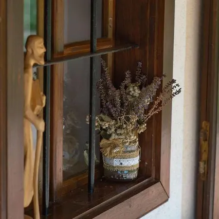 Holiday home Feketebacs Nyaralohaz Kaptalantoti